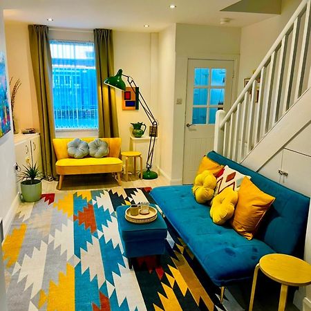 Stay-K-Belfast Cosy Entire House 10 Mins From City Centre ภายนอก รูปภาพ